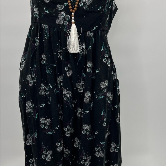 Torrid Floral Black Midi Dress - Size 0 (Pre-Loved, Excellent Condition) - Picture 4 of 9